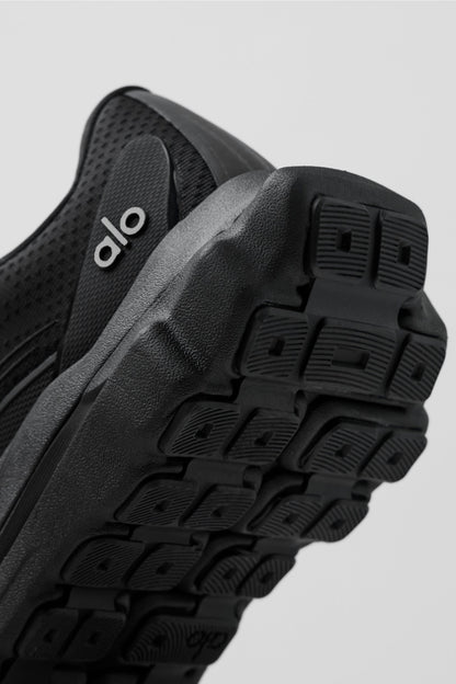 Runner (Unisex) - Black/Black
